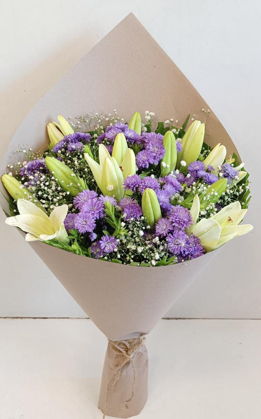 Bouquet of Asiatic Lilies and Blue Daisies - Image 1
