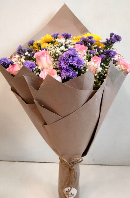 Mesmeric: Roses and Daisies Bouquet - Image 1