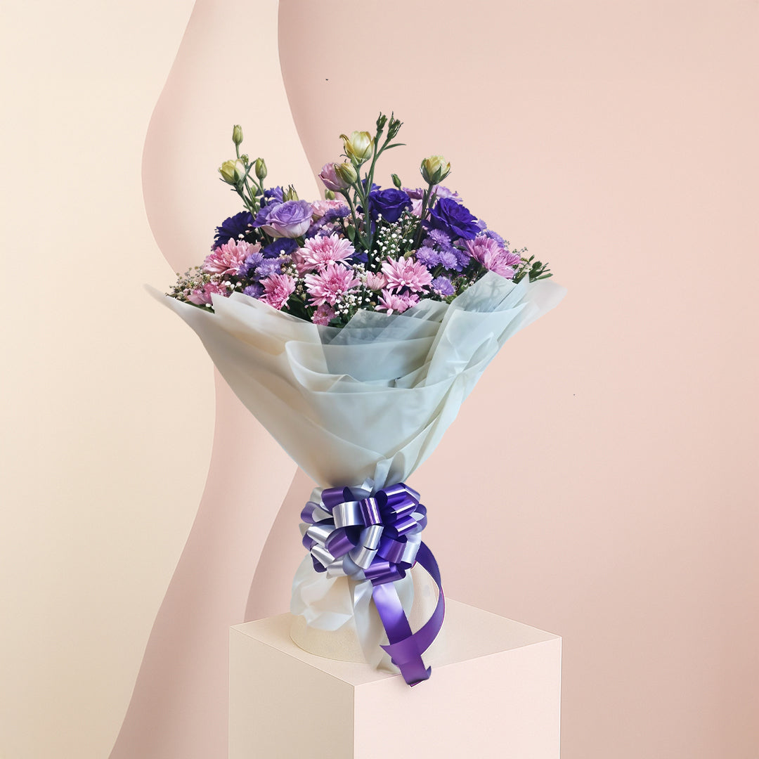 Stunner - Bouquet of Mixed Eustoma, Spray Daisy and Blue Daisies